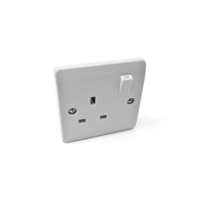 1 Gang Switched Socket White